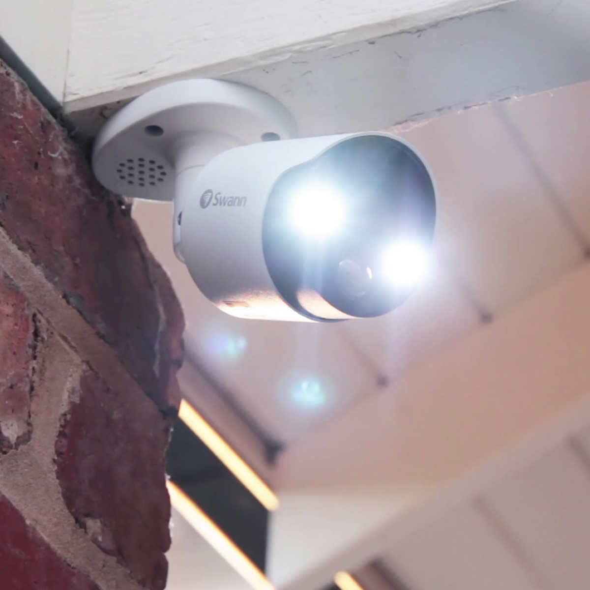 Swann 4K 防犯NVRカメラ 3台セット NHD-887MSFB NHD-887MSFB - 4K Add-On NVR Spotlight Security Camera – Swann